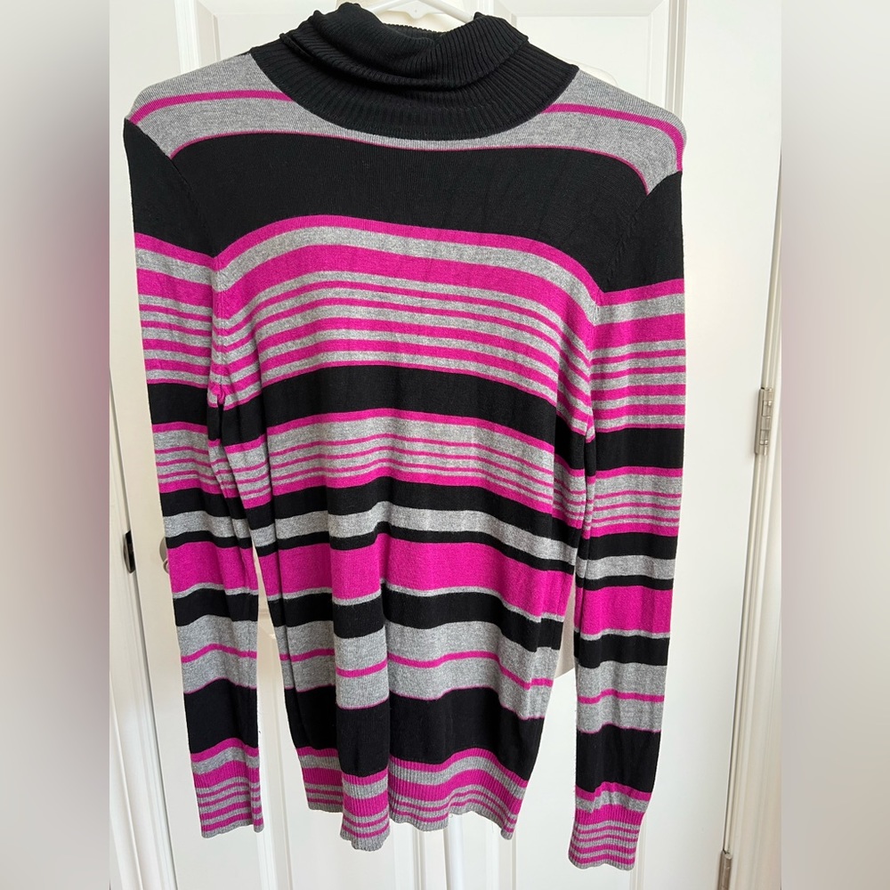 Women’s lightweight sweater sz ps Joseph A petite